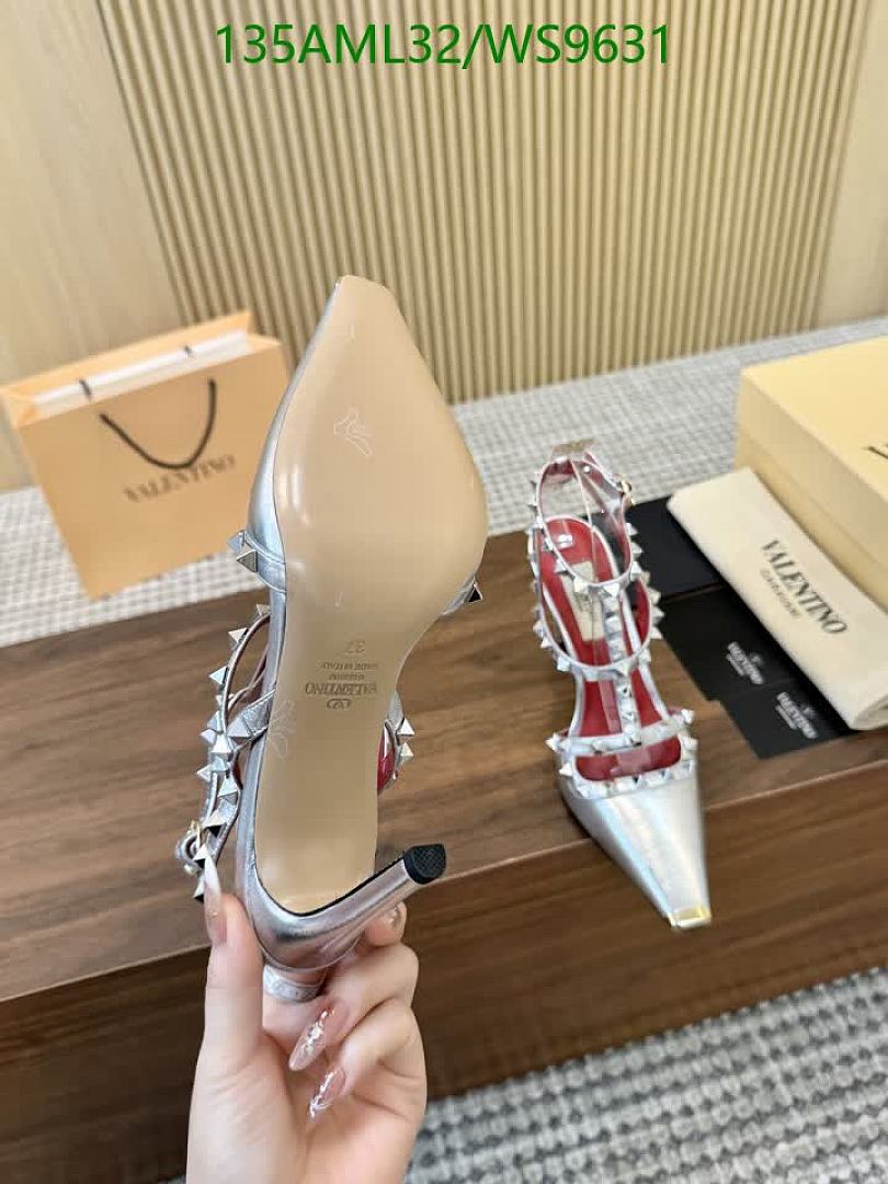 Valentino-Women Shoes Code: WS9631 $: 135USD
