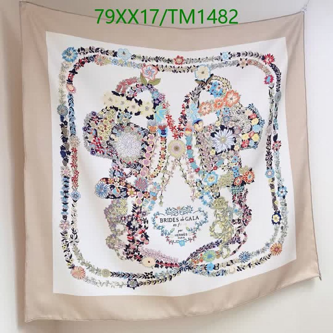 Hermes-Scarf Code: TM1482 $: 79USD