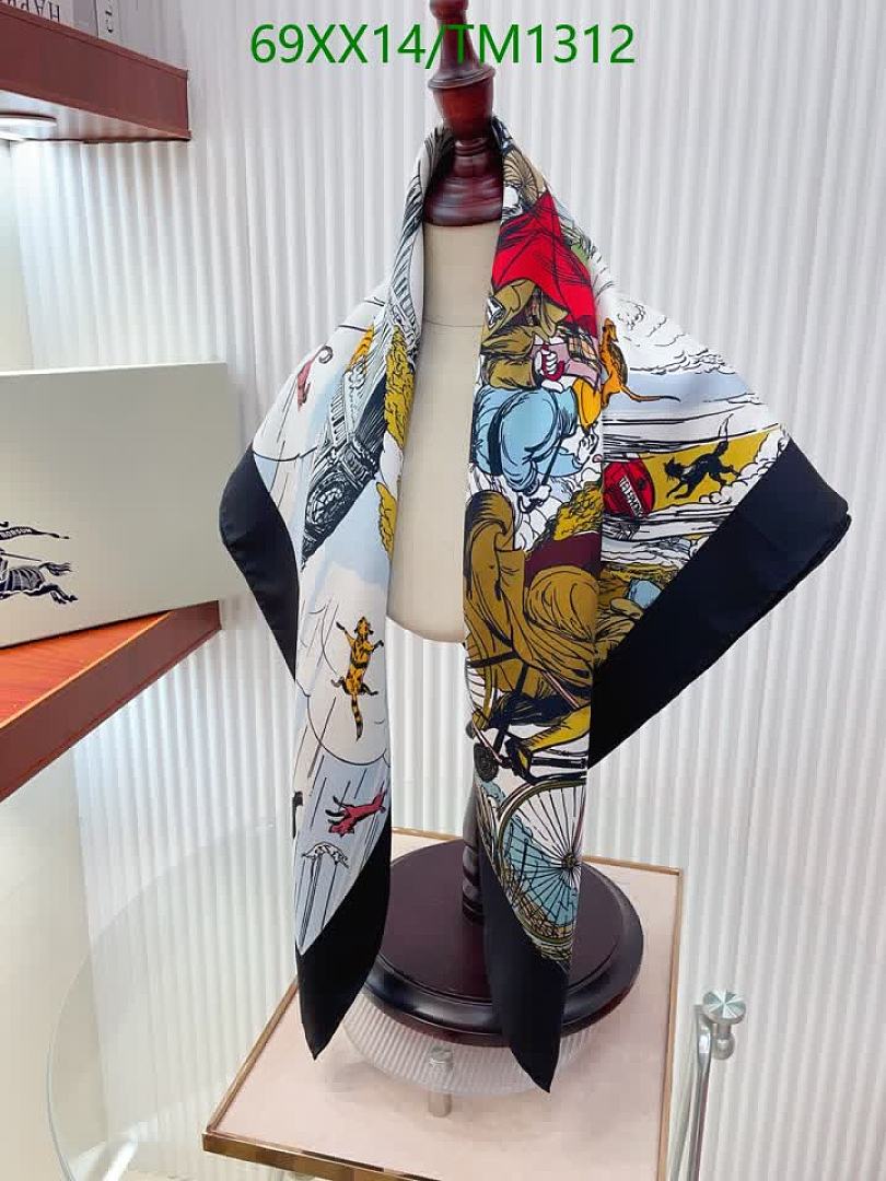 Burberry-Scarf Code: TM1312 $: 69USD