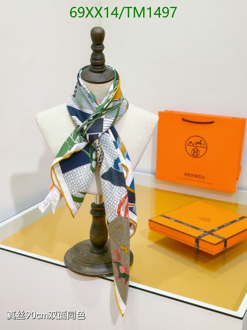 Hermes-Scarf Code: TM1497 $: 69USD