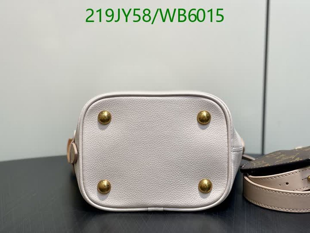 LV-Bag-Mirror Quality Code: WB6015 $: 219USD