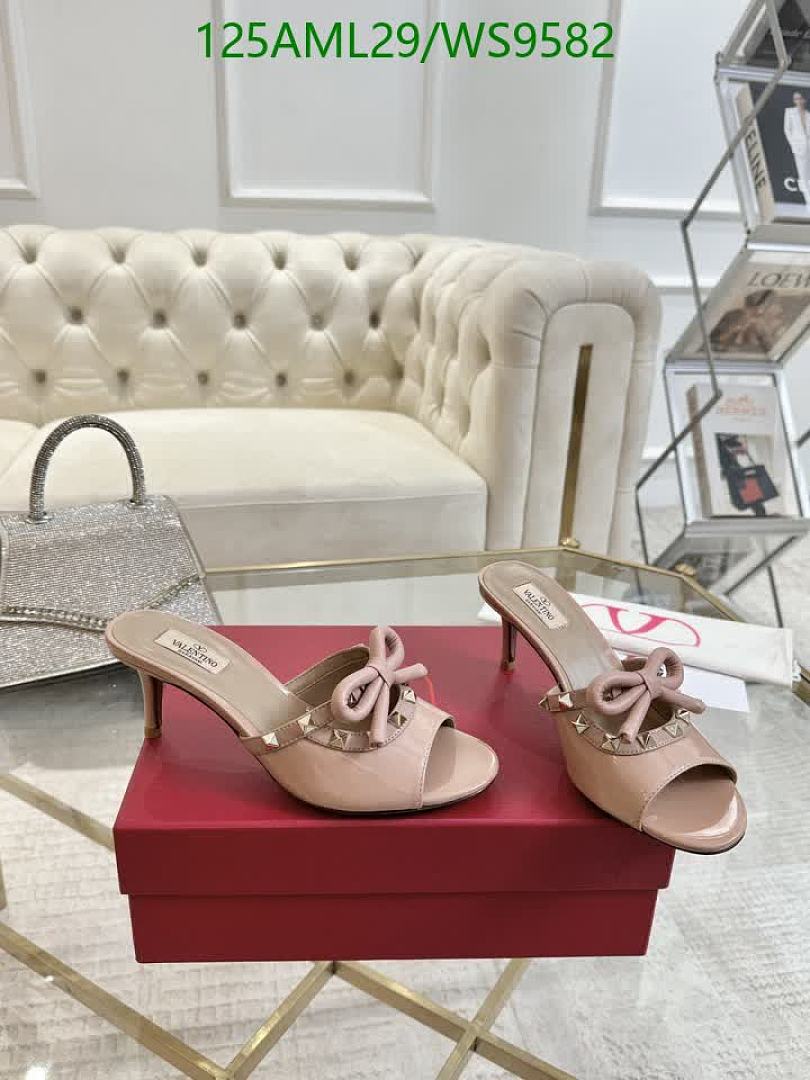 Valentino-Women Shoes Code: WS9582 $: 125USD