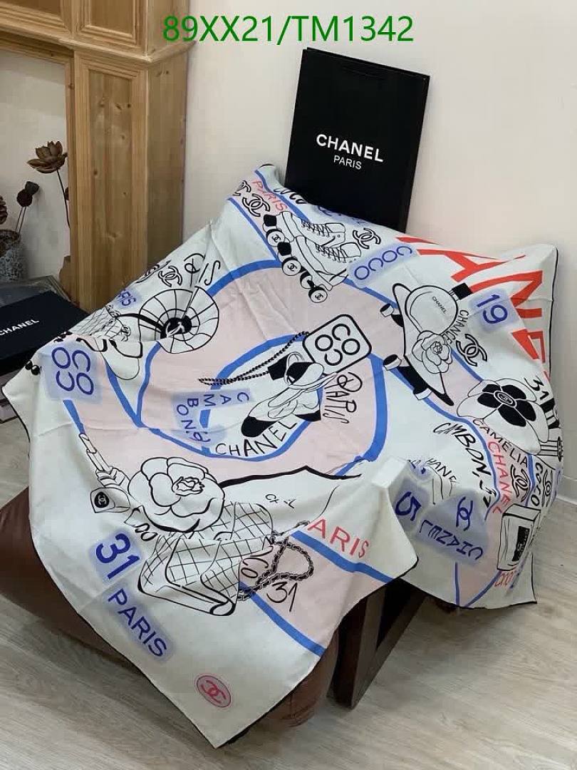 Chanel-Scarf Code: TM1342 $: 89USD
