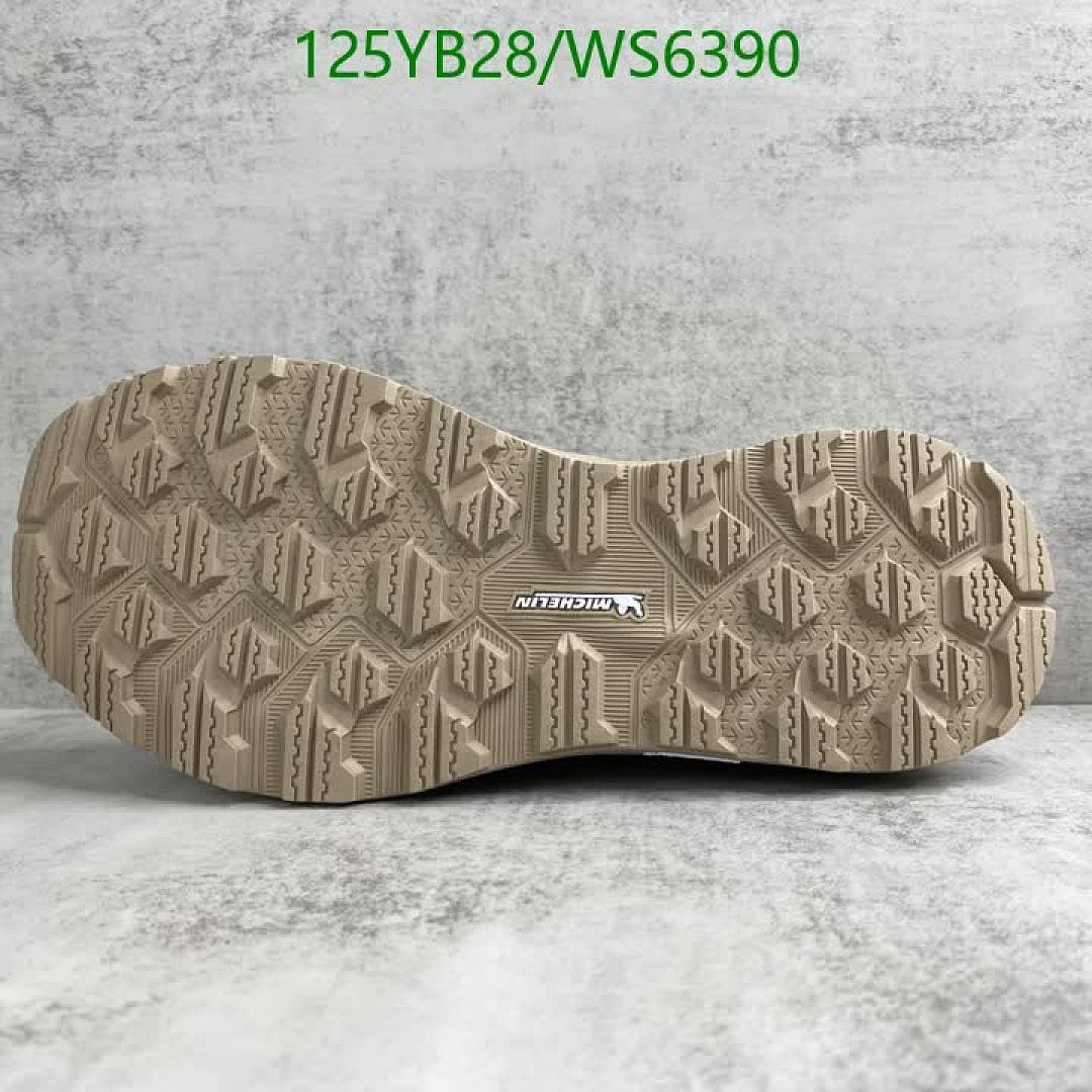 Descente-Men shoes Code: WS6390 $: 125USD