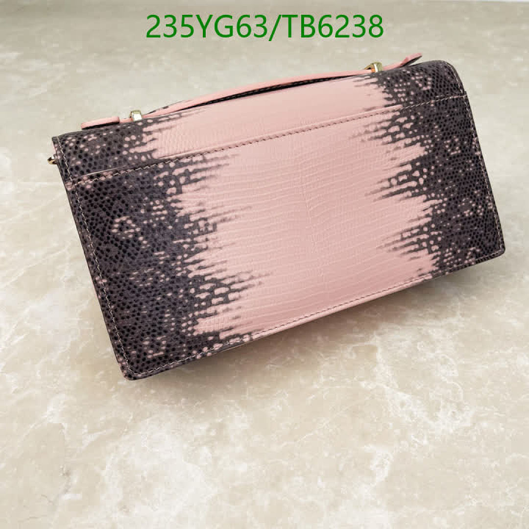 Dior-Bags(5A) Code: TB6238 $: 235USD