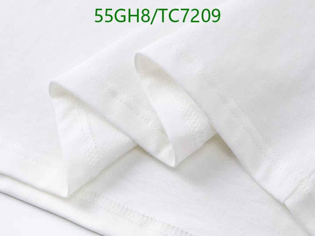Burberry-Clothing Code: TC7209 $: 55USD