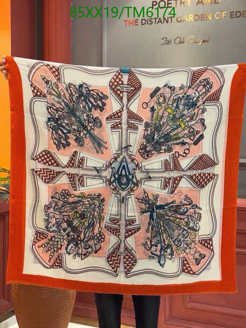 Hermes-Scarves Code: TM6174 $: 85USD