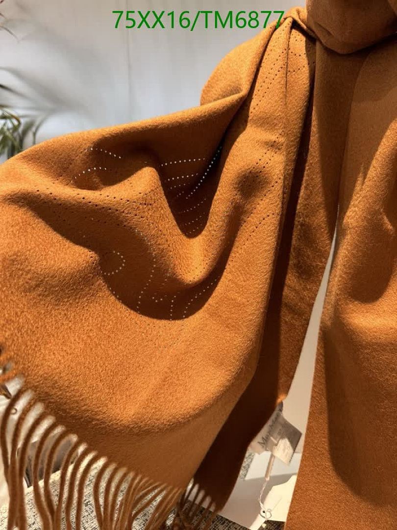 Maxmara-Scarves Code: TM6877 $: 75USD
