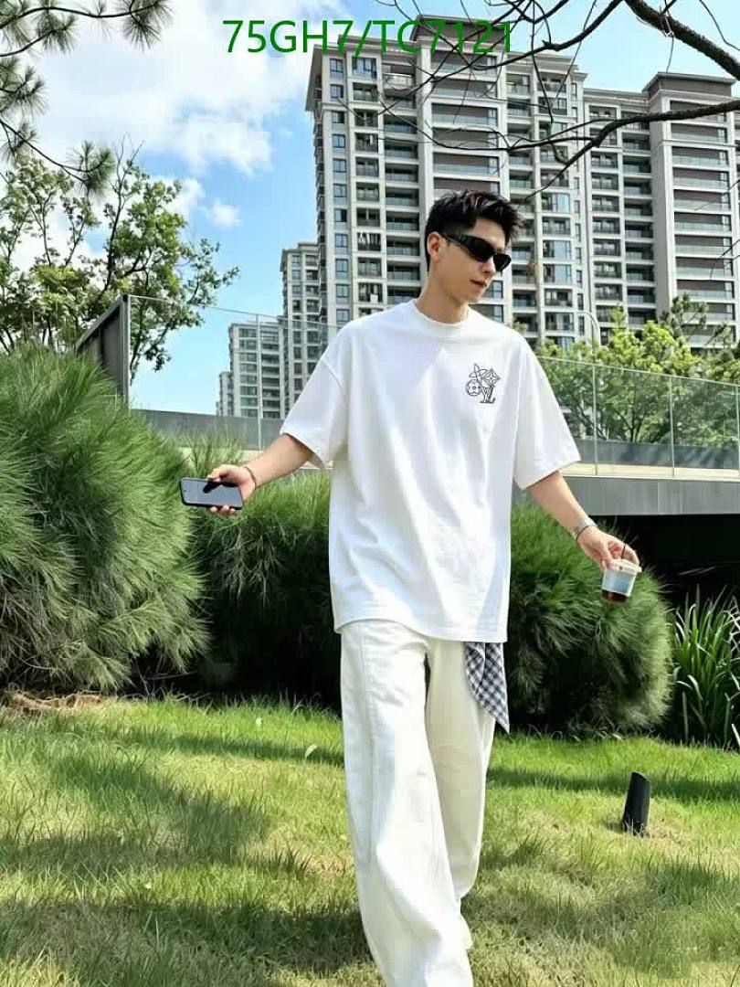 LV-Clothing Code: TC7121 $: 75USD