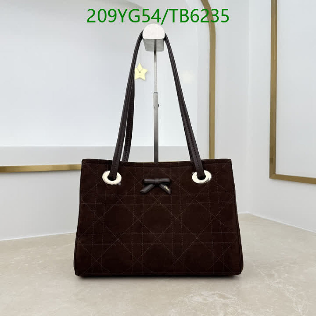 Dior-Bags(5A) Code: TB6235 $: 209USD