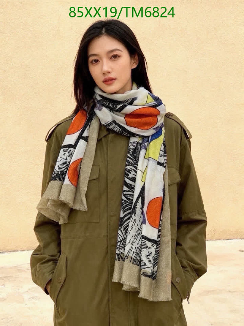 Hermes-Scarves Code: TM6824 $: 85USD