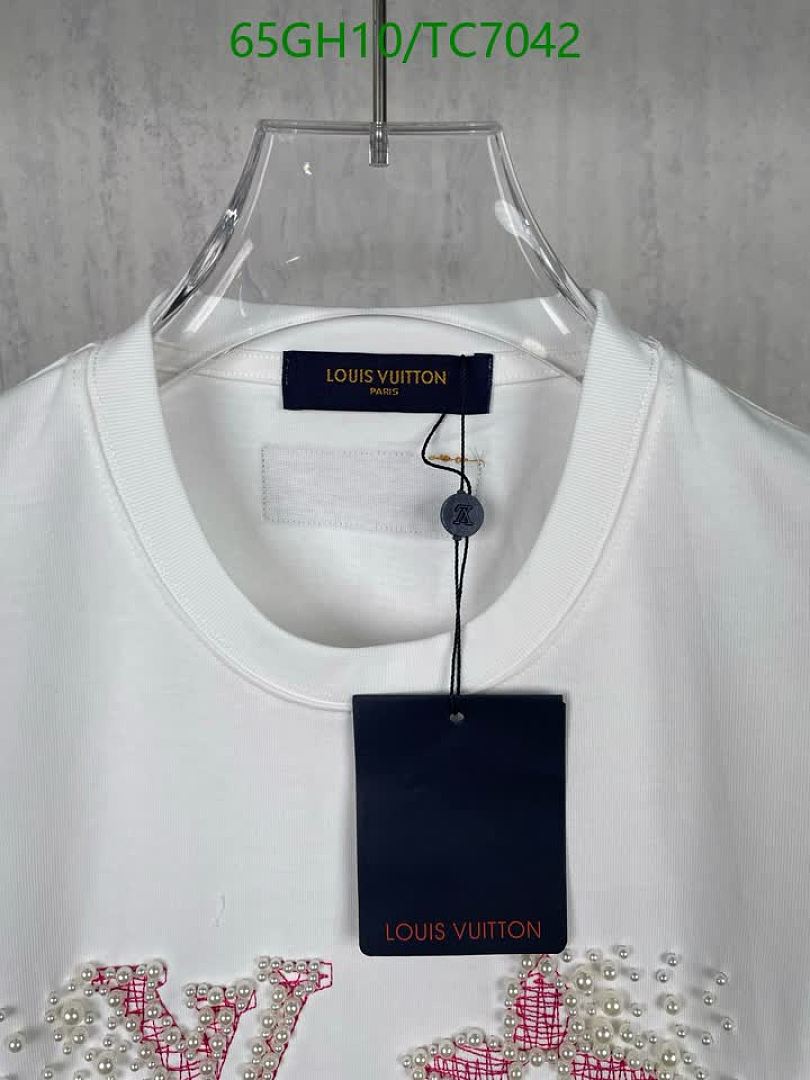LV-Clothing Code: TC7042 $: 65USD