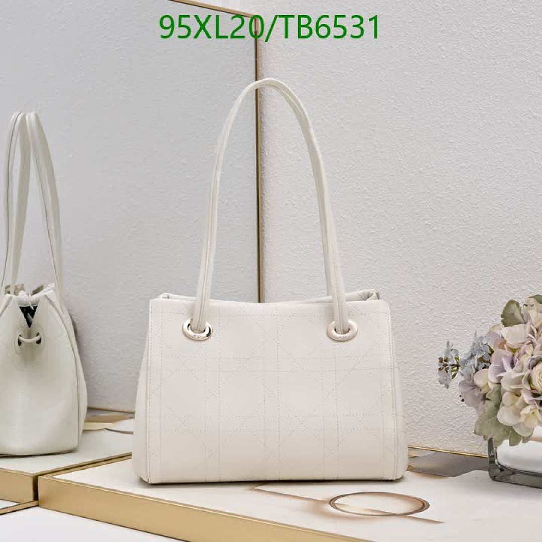 Dior-Bags(4A) Code: TB6531 $: 95USD