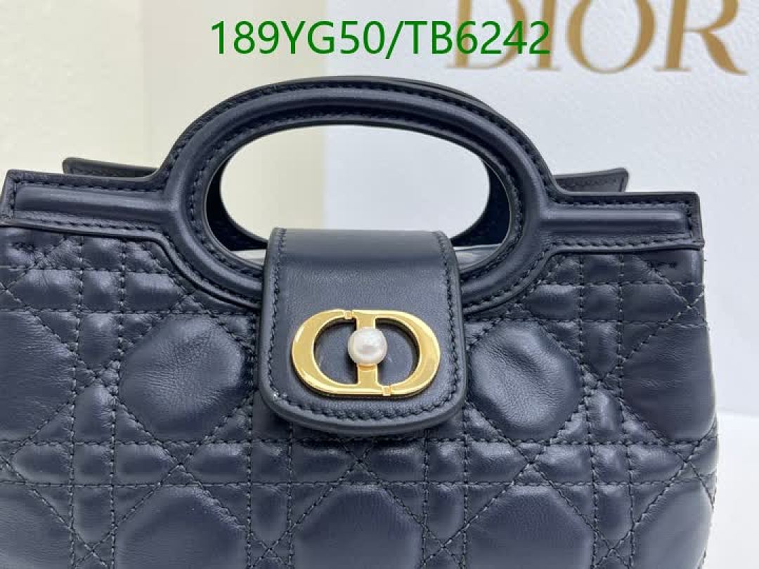 Dior-Bags(5A) Code: TB6242 $: 189USD