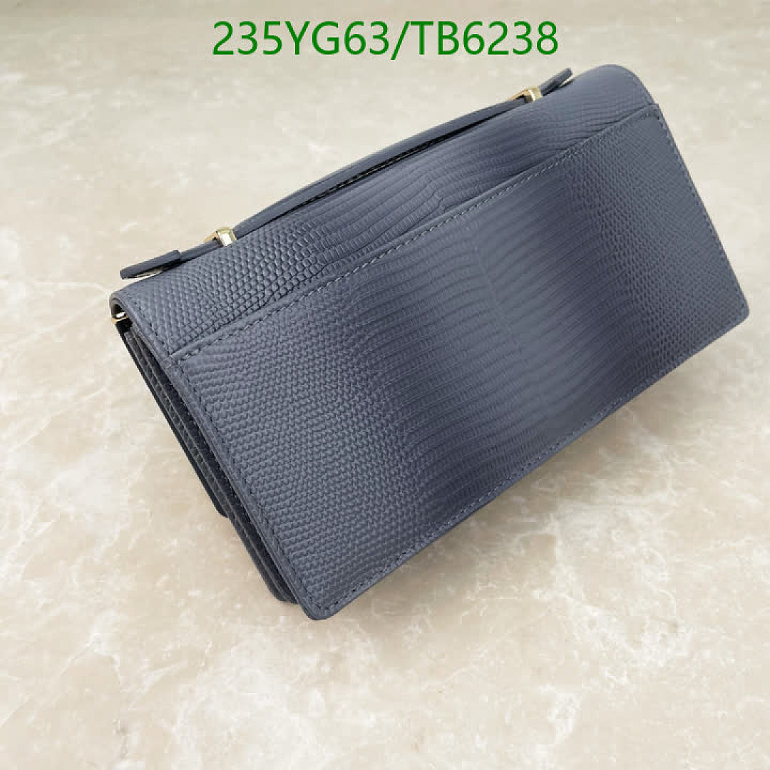 Dior-Bags(5A) Code: TB6238 $: 235USD