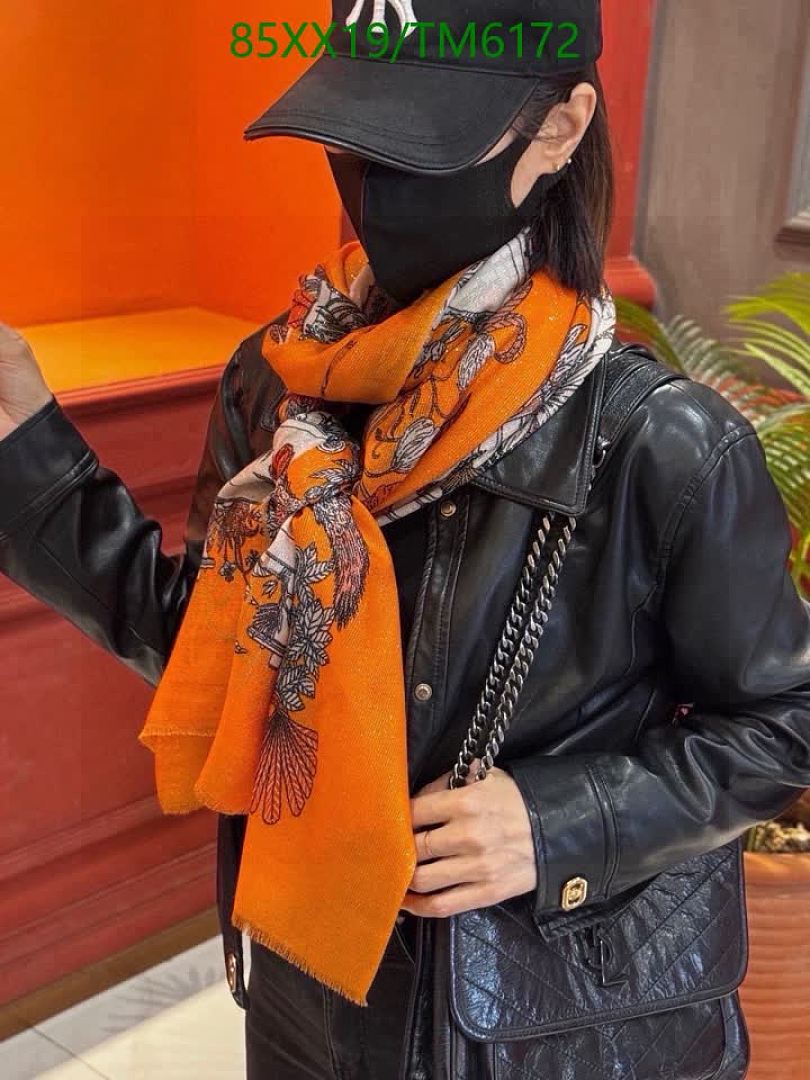 Hermes-Scarves Code: TM6172 $: 85USD