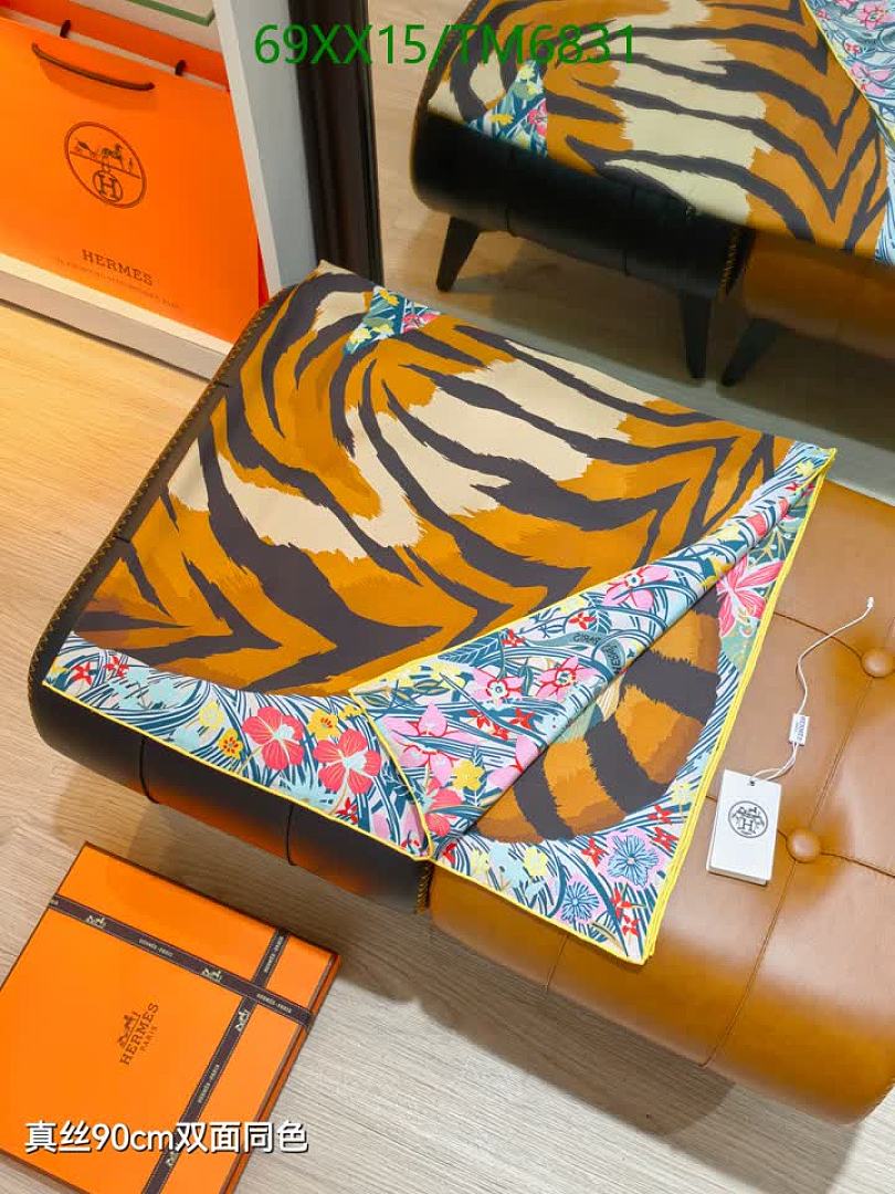 Hermes-Scarves Code: TM6831 $: 69USD