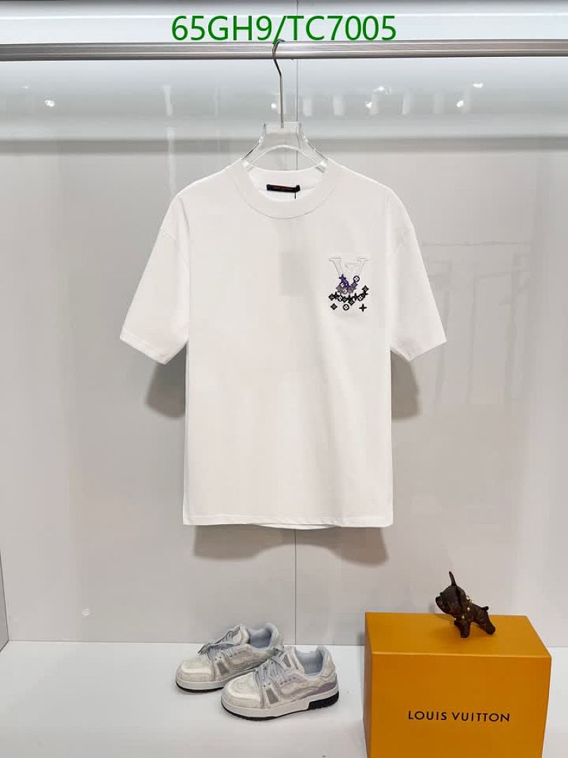LV-Clothing Code: TC7005 $: 65USD
