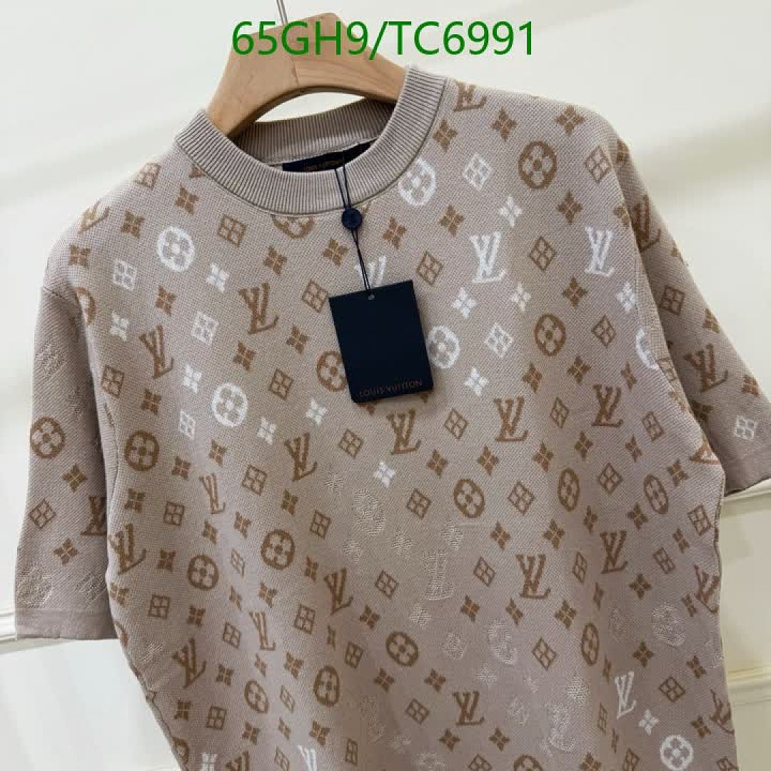 LV-Clothing Code: TC6991 $: 65USD