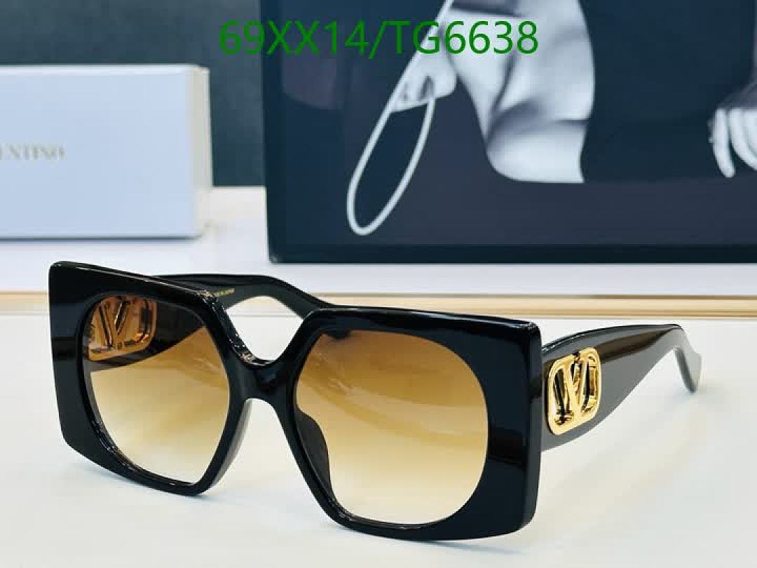 Valentino-Glasses Code: TG6638 $: 69USD