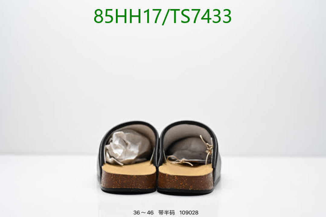 Adidas-Shoes(Women) Code: TS7433 $: 85USD
