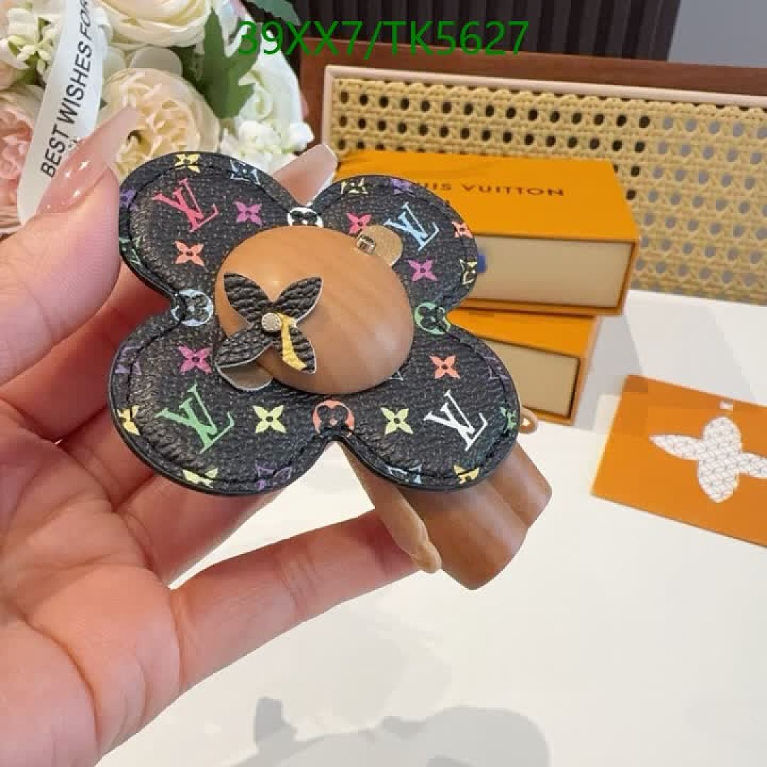 LV-Keychains & Bag Charms Code: TK5627 $: 39USD