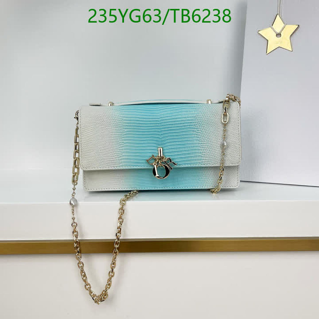 Dior-Bags(5A) Code: TB6238 $: 235USD