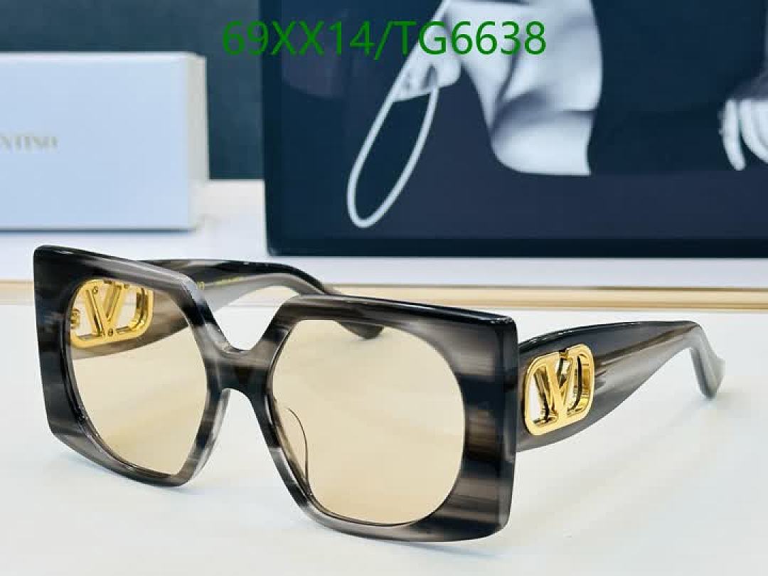 Valentino-Glasses Code: TG6638 $: 69USD
