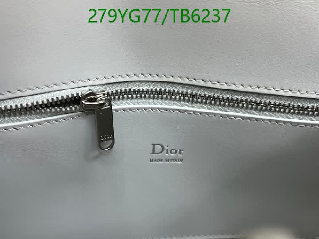 Dior-Bags(5A) Code: TB6237 $: 279USD