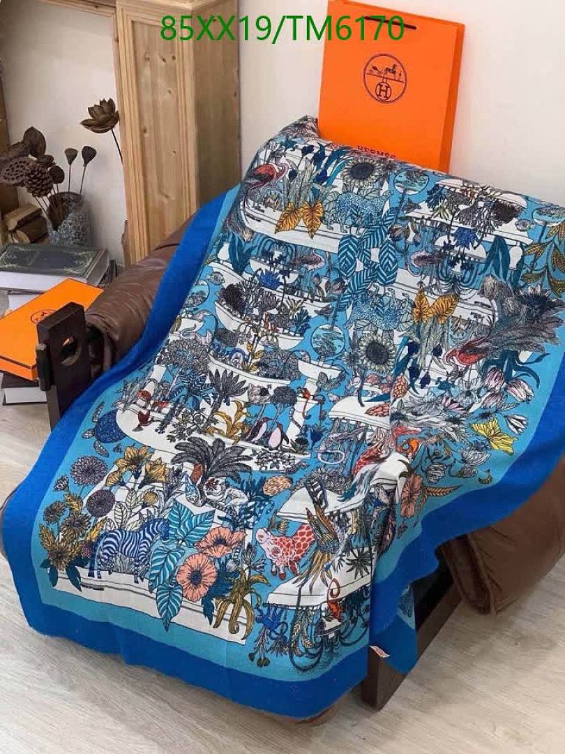 Hermes-Scarves Code: TM6170 $: 85USD