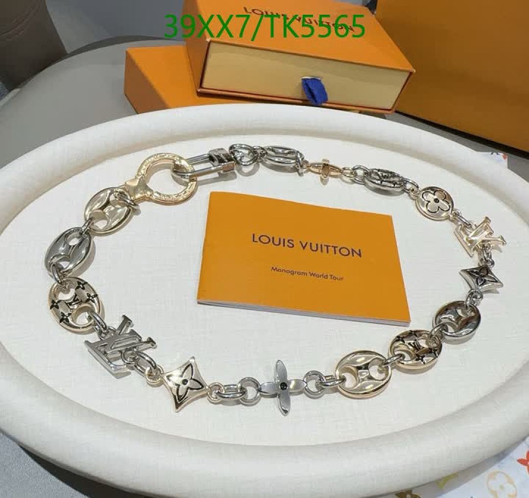 LV-Keychains & Bag Charms Code: TK5565 $: 39USD