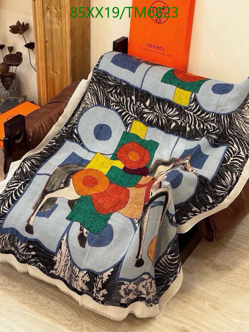 Hermes-Scarves Code: TM6823 $: 85USD