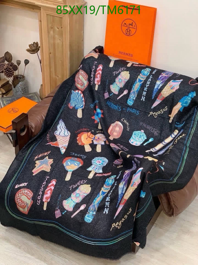 Hermes-Scarves Code: TM6171 $: 85USD