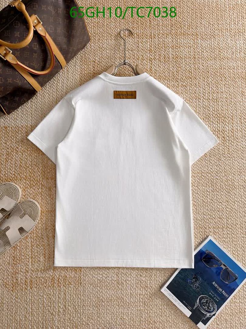 LV-Clothing Code: TC7038 $: 65USD