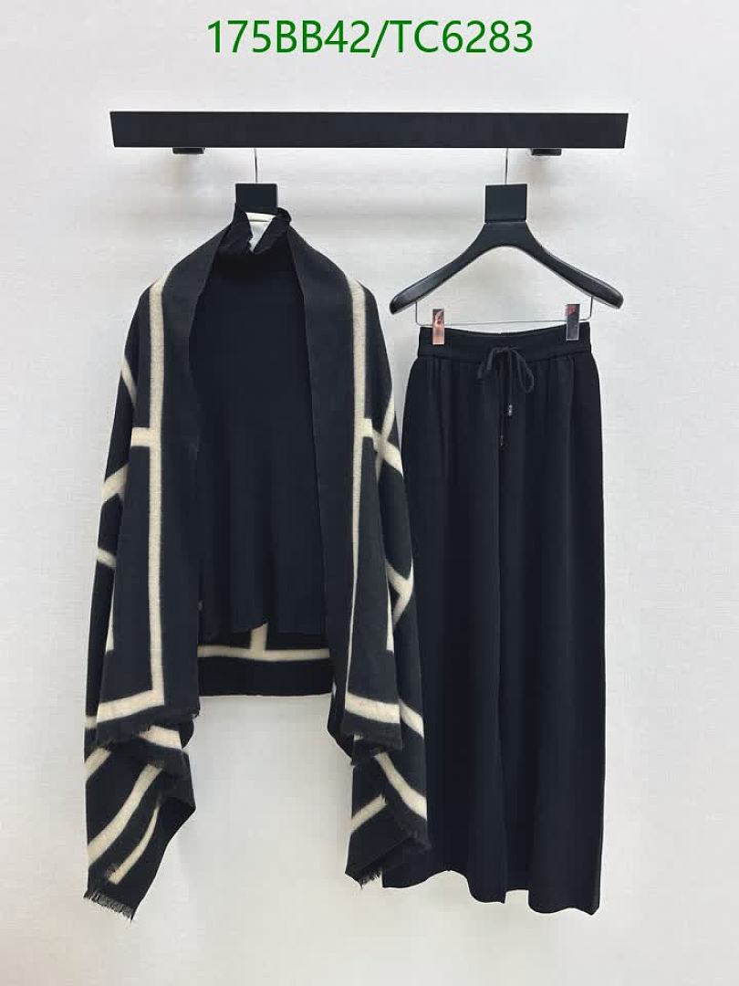 LV-Clothing Code: TC6283 $: 175USD