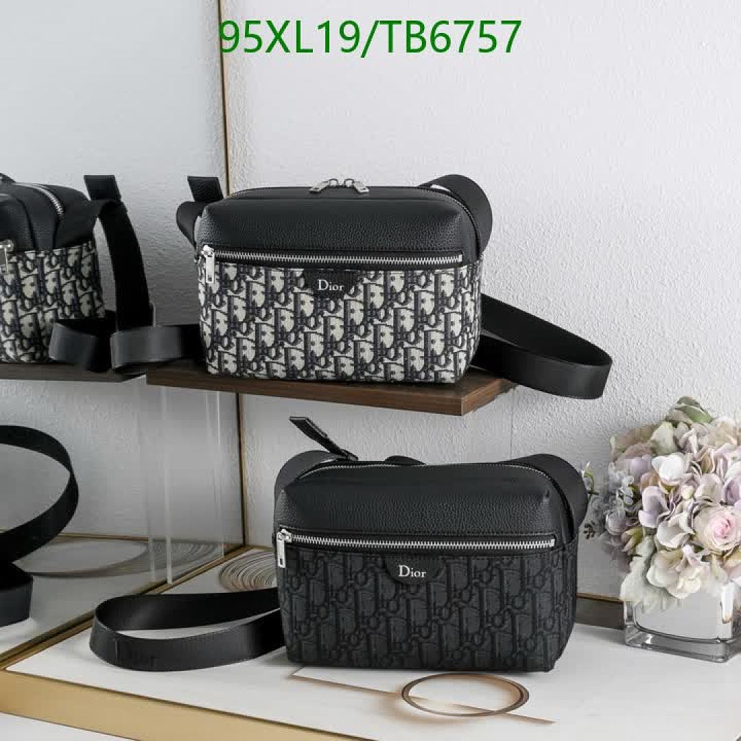 Dior-Bags(4A) Code: TB6757 $: 95USD