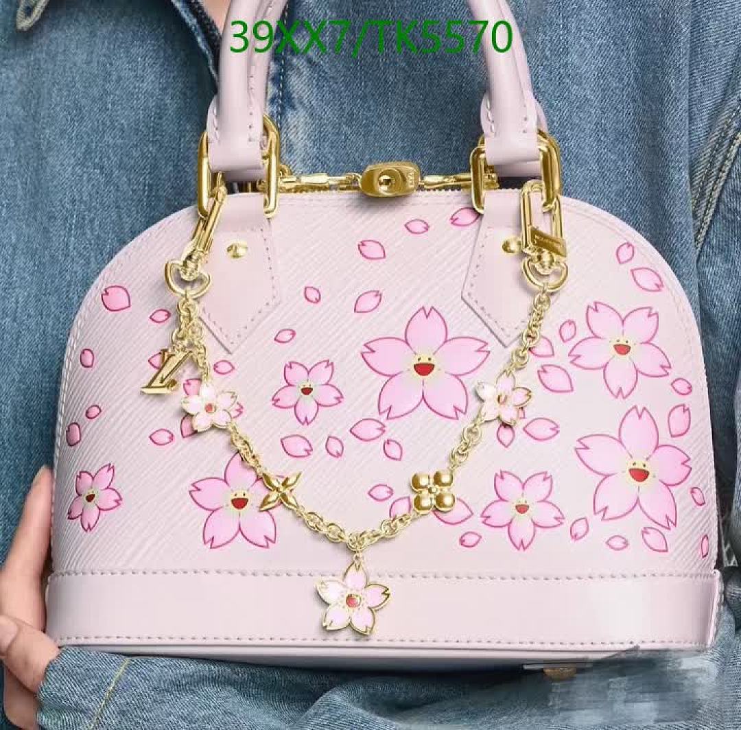 LV-Keychains & Bag Charms Code: TK5570 $: 39USD