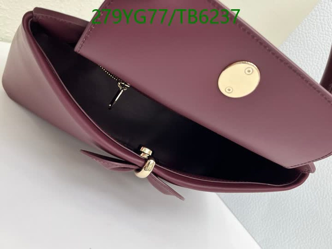 Dior-Bags(5A) Code: TB6237 $: 279USD