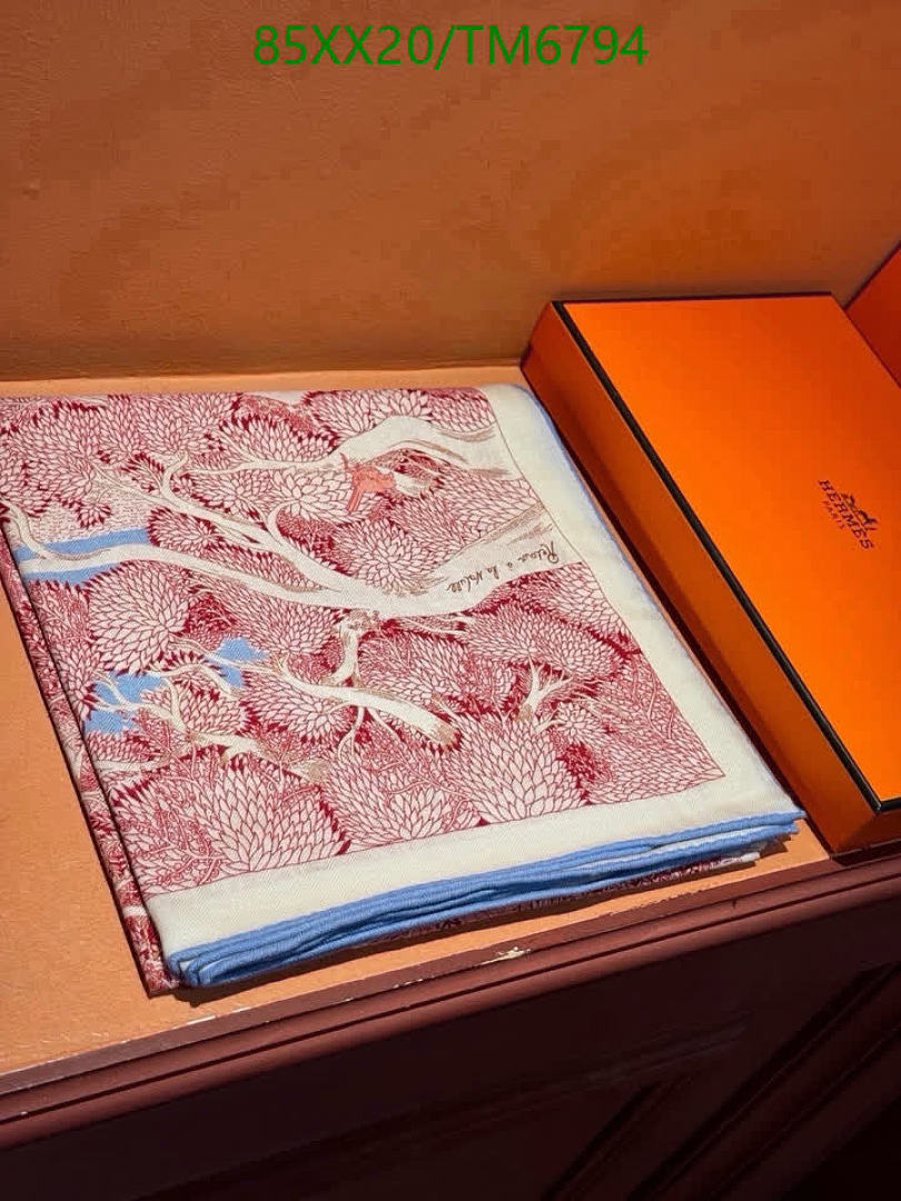 Hermes-Scarves Code: TM6794 $: 85USD