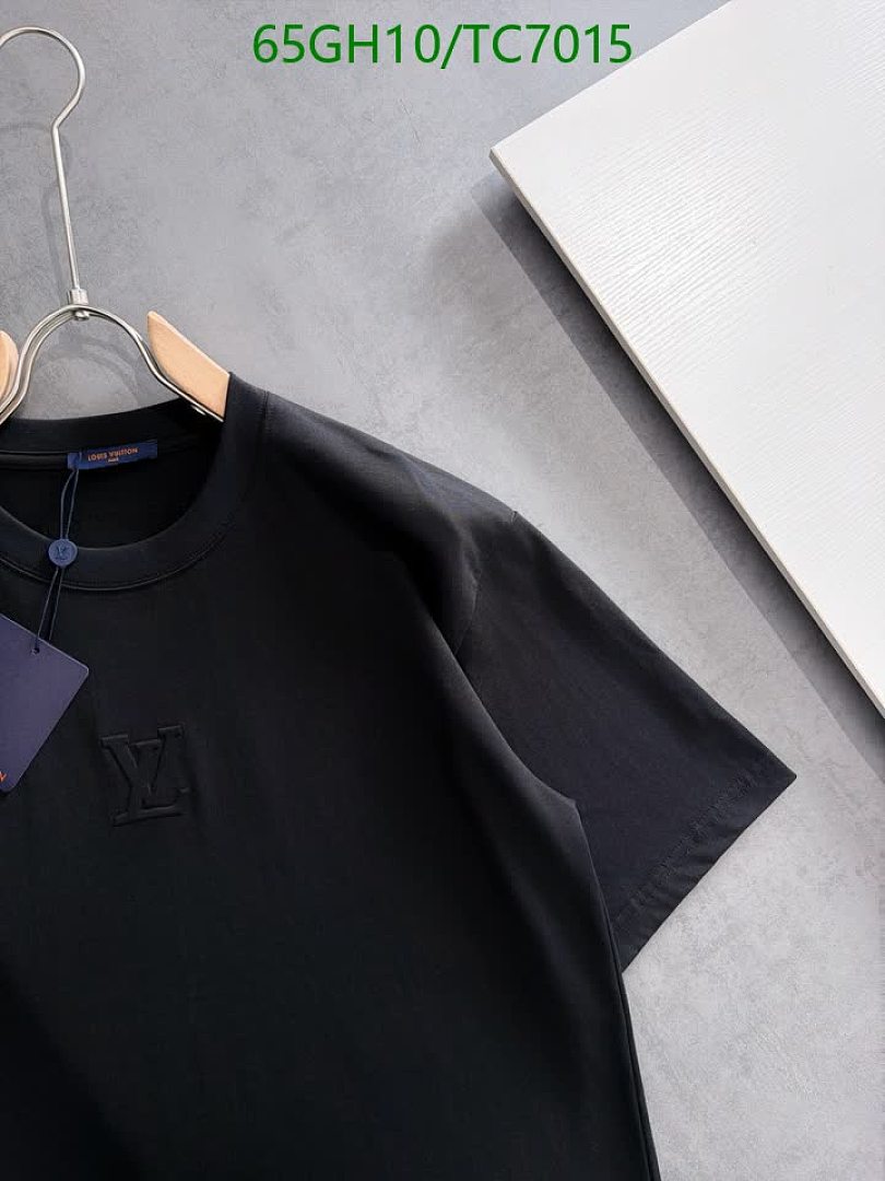 LV-Clothing Code: TC7015 $: 65USD