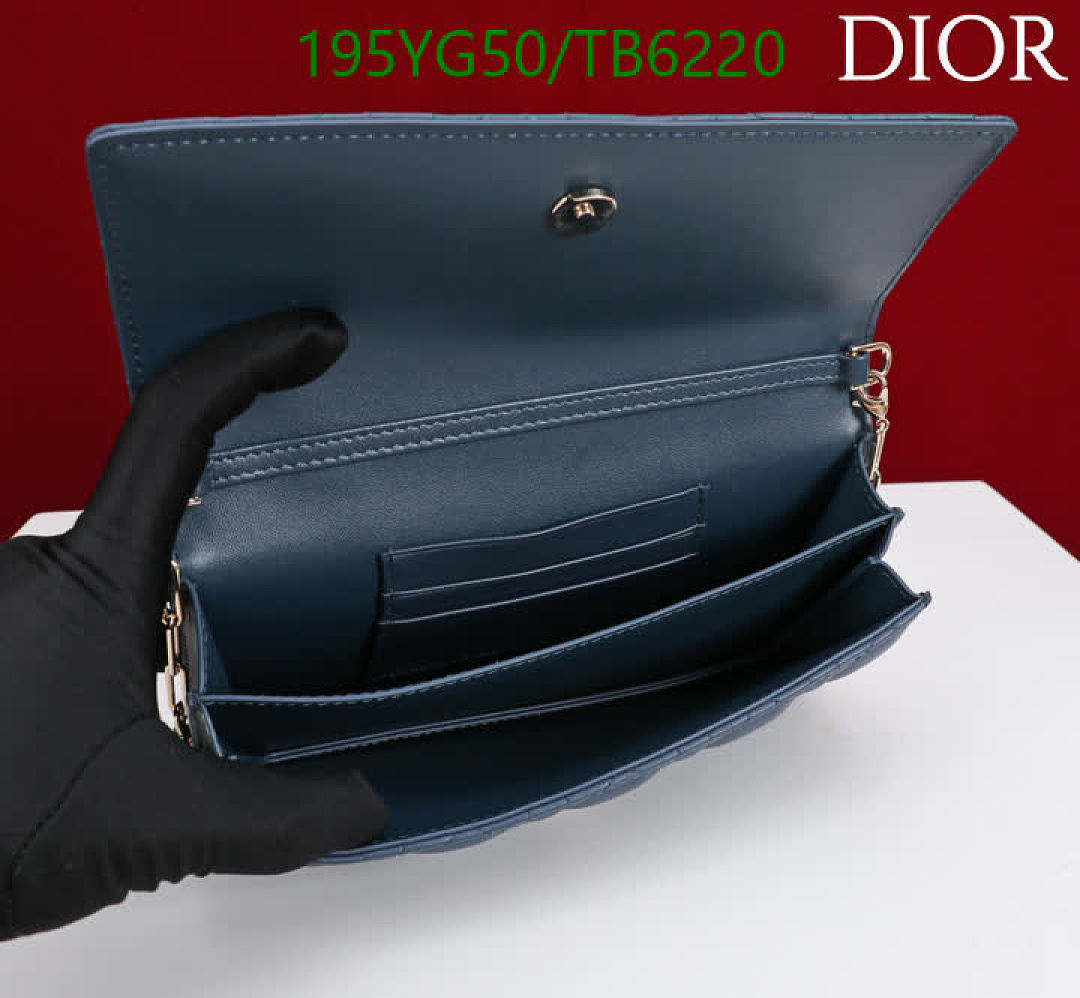 Dior-Bags(5A) Code: TB6220 $: 195USD