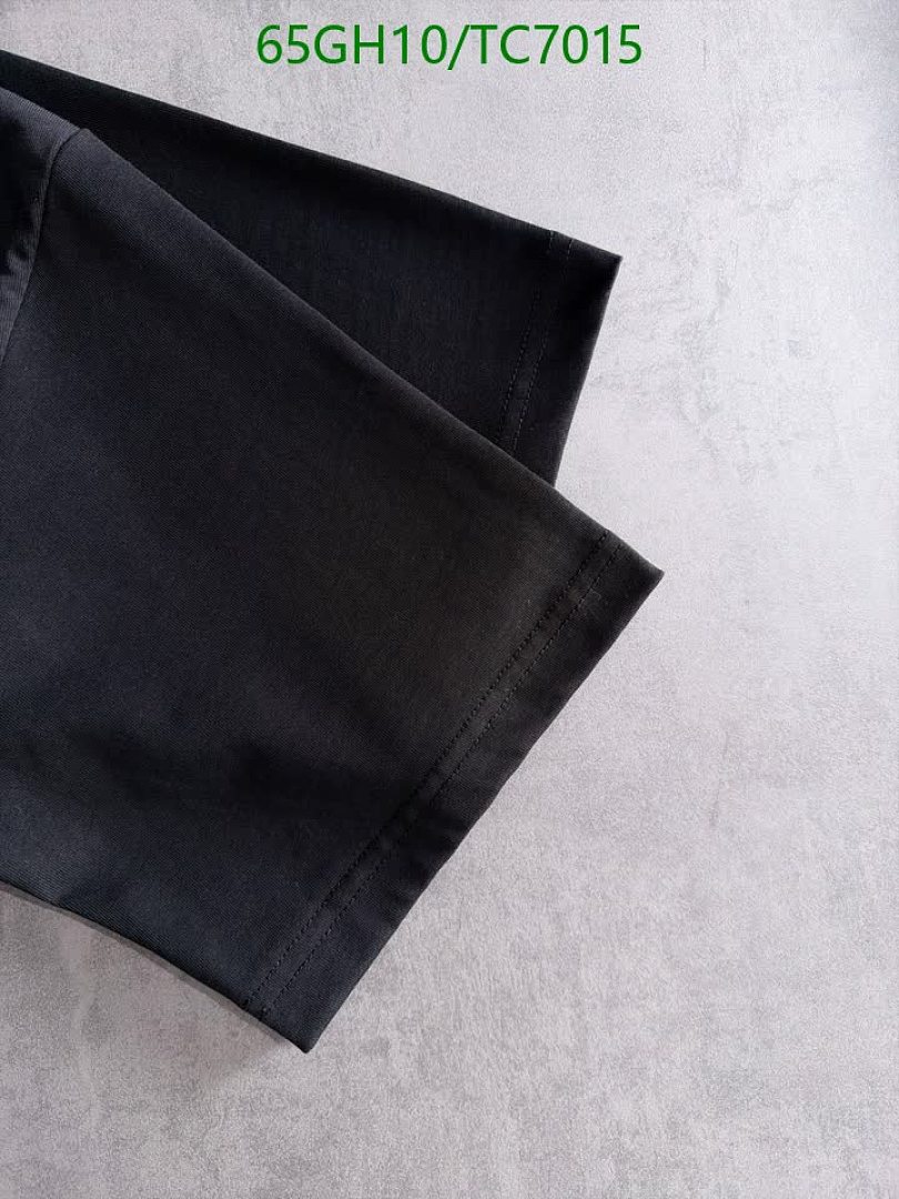 LV-Clothing Code: TC7015 $: 65USD