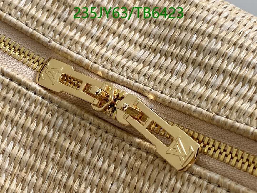 LV-Bags(5A) Code: TB6423 $: 235USD