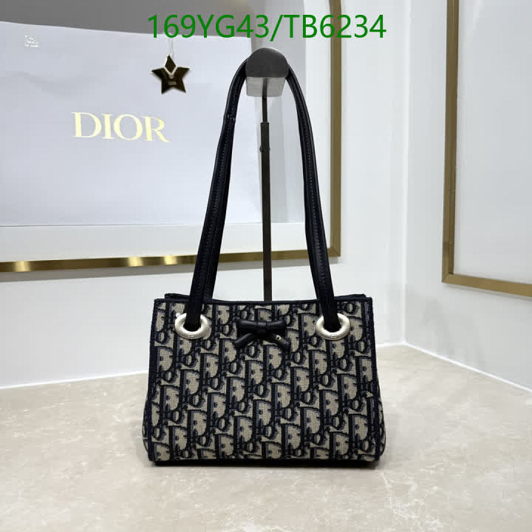 Dior-Bags(5A) Code: TB6234 $: 169USD