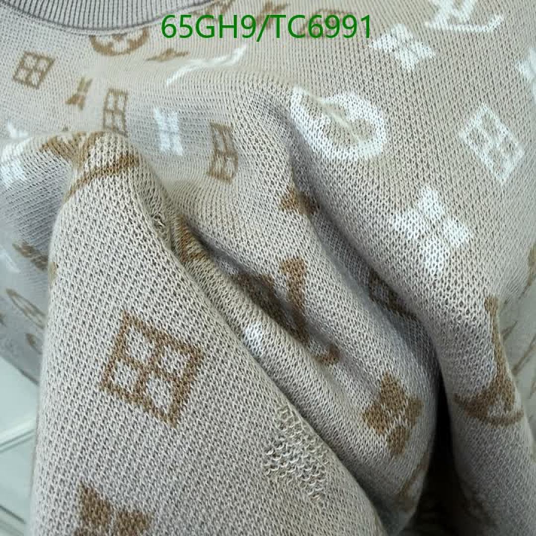 LV-Clothing Code: TC6991 $: 65USD