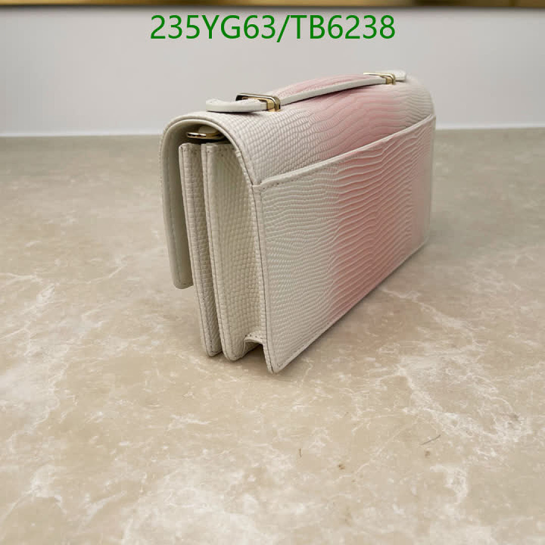 Dior-Bags(5A) Code: TB6238 $: 235USD