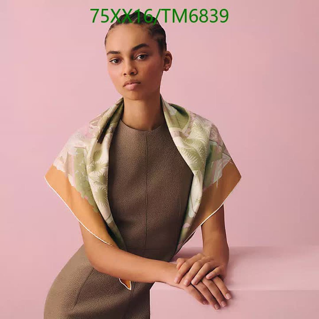 Hermes-Scarves Code: TM6839 $: 75USD