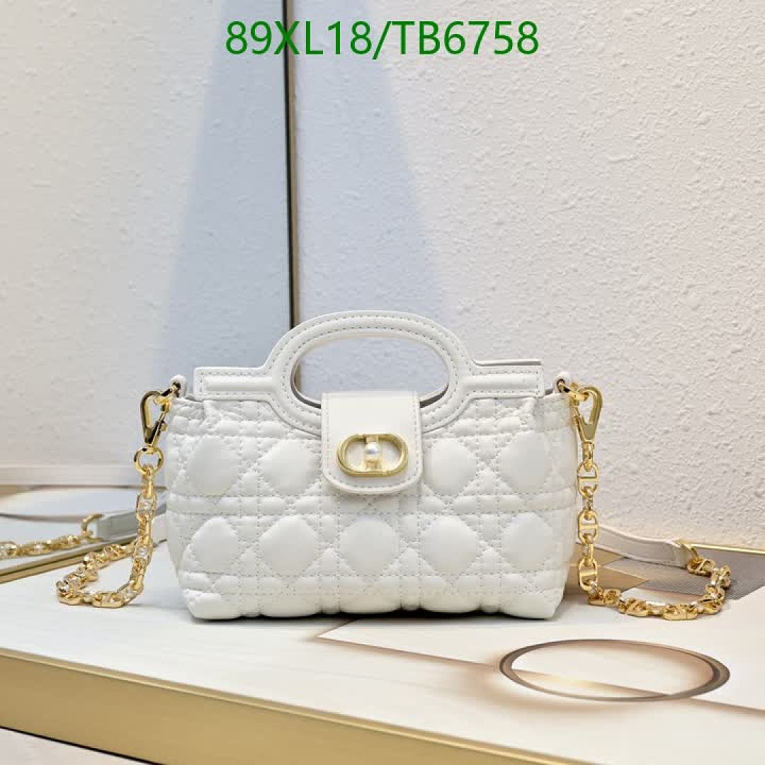 Dior-Bags(4A) Code: TB6758 $: 89USD