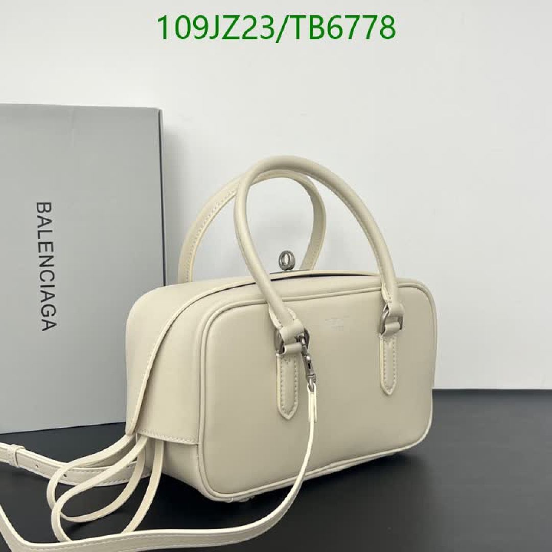 Balenciaga-Bags(4A) Code: TB6778 $: 109USD