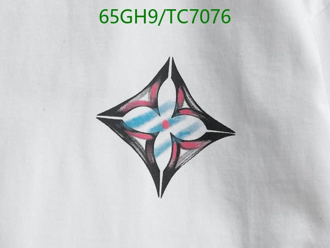 LV-Clothing Code: TC7076 $: 65USD